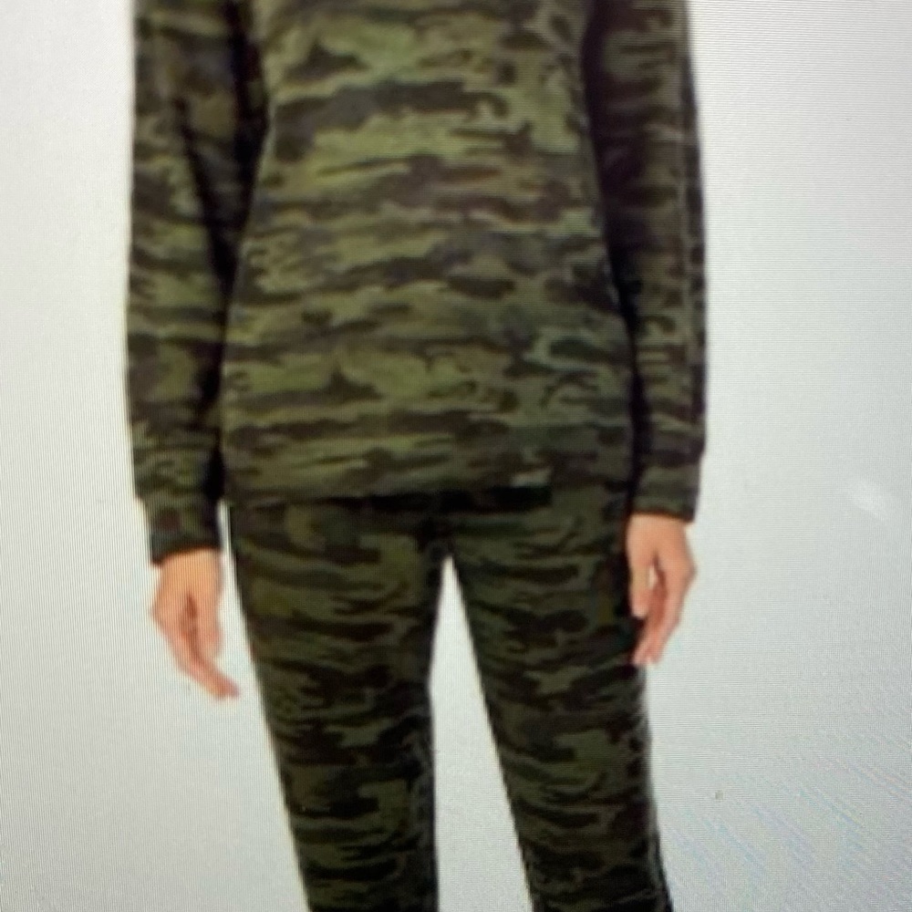 Jogger Set - Picture 2 of 5